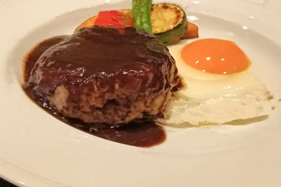 ハンバーグと焼き野菜